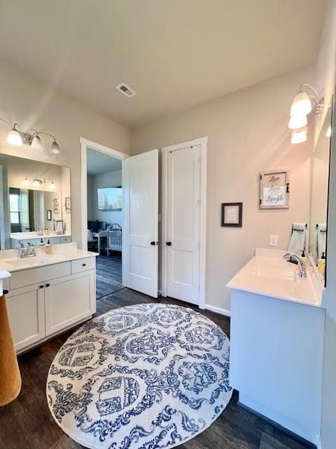 Bathroom, Dual Sink Vanities, Interior, Wood Texture Flooring