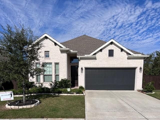 Attached, Exterior, Facade, Brick Facade, Brick Traditional