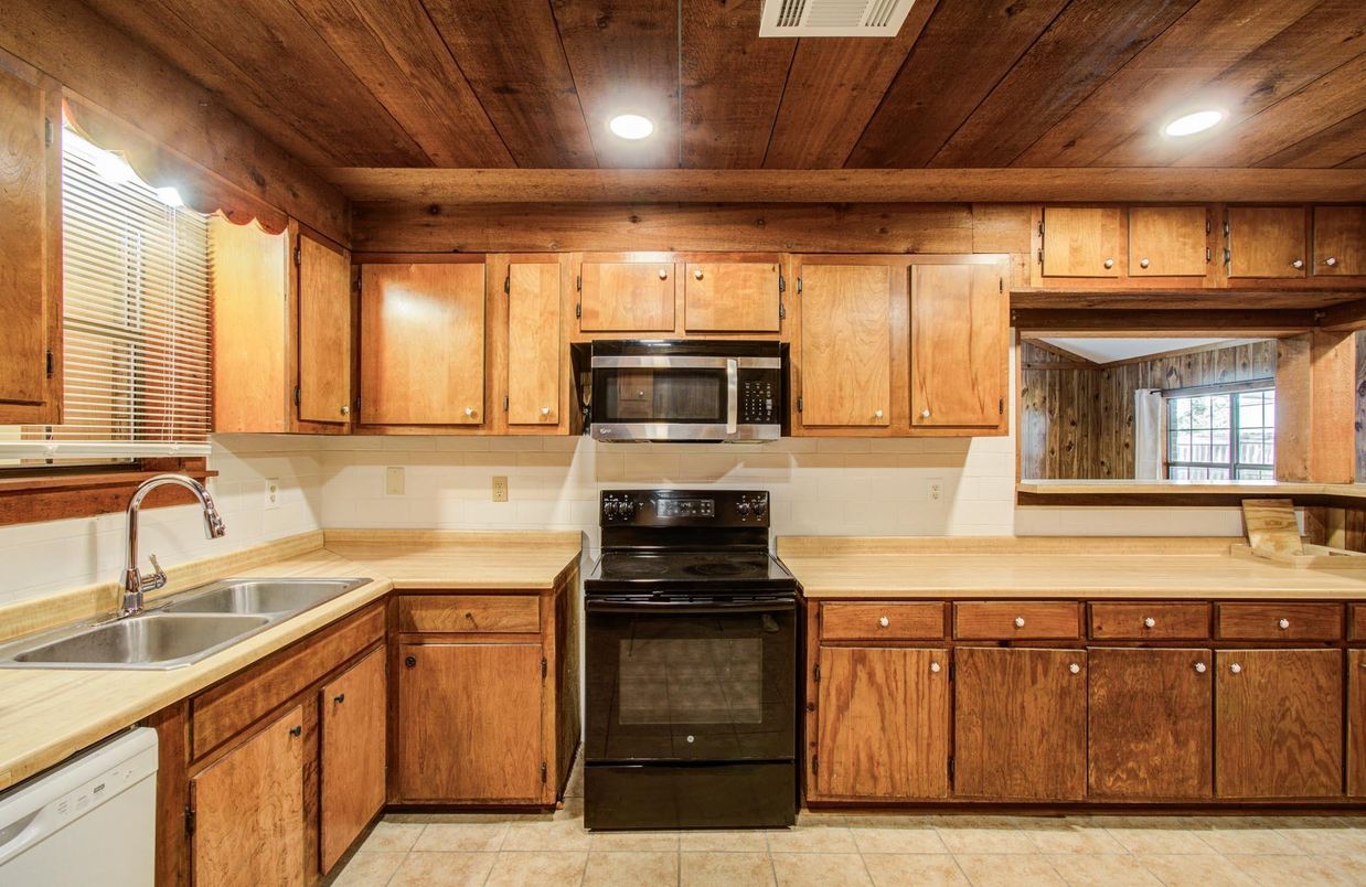 Interior, Kitchen, Recessed Lighting, Wooden Ceilings