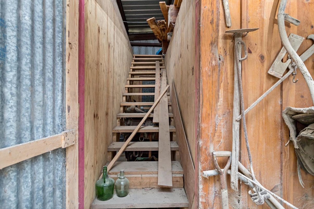 Interior, Wooden Walls
