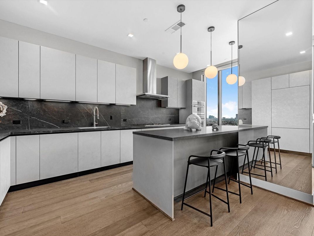 Interior, Kitchen, Pendant Lights, Recessed Lighting, Wood Texture Flooring