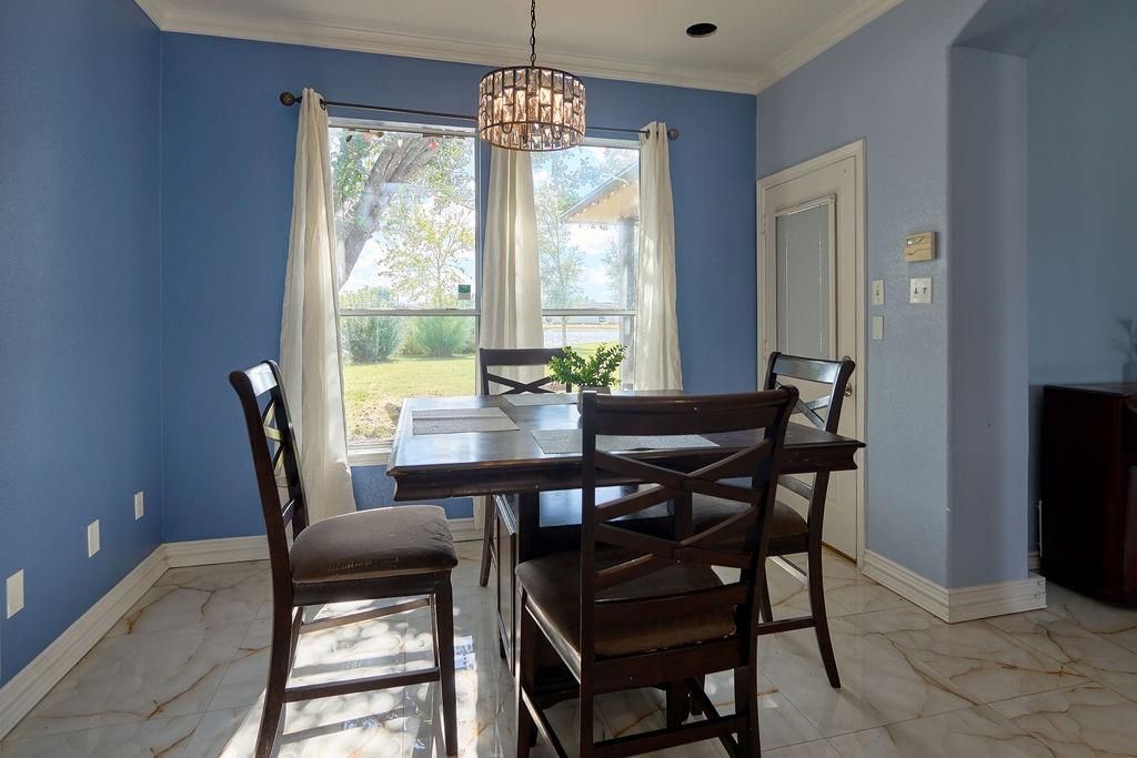 Dining room, Interior, Marble, Pendant Lights