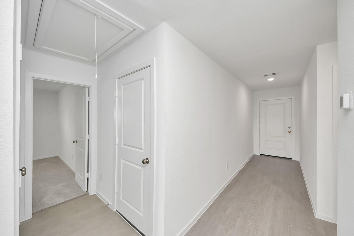 Interior, Recessed Lighting, Wood Texture Flooring