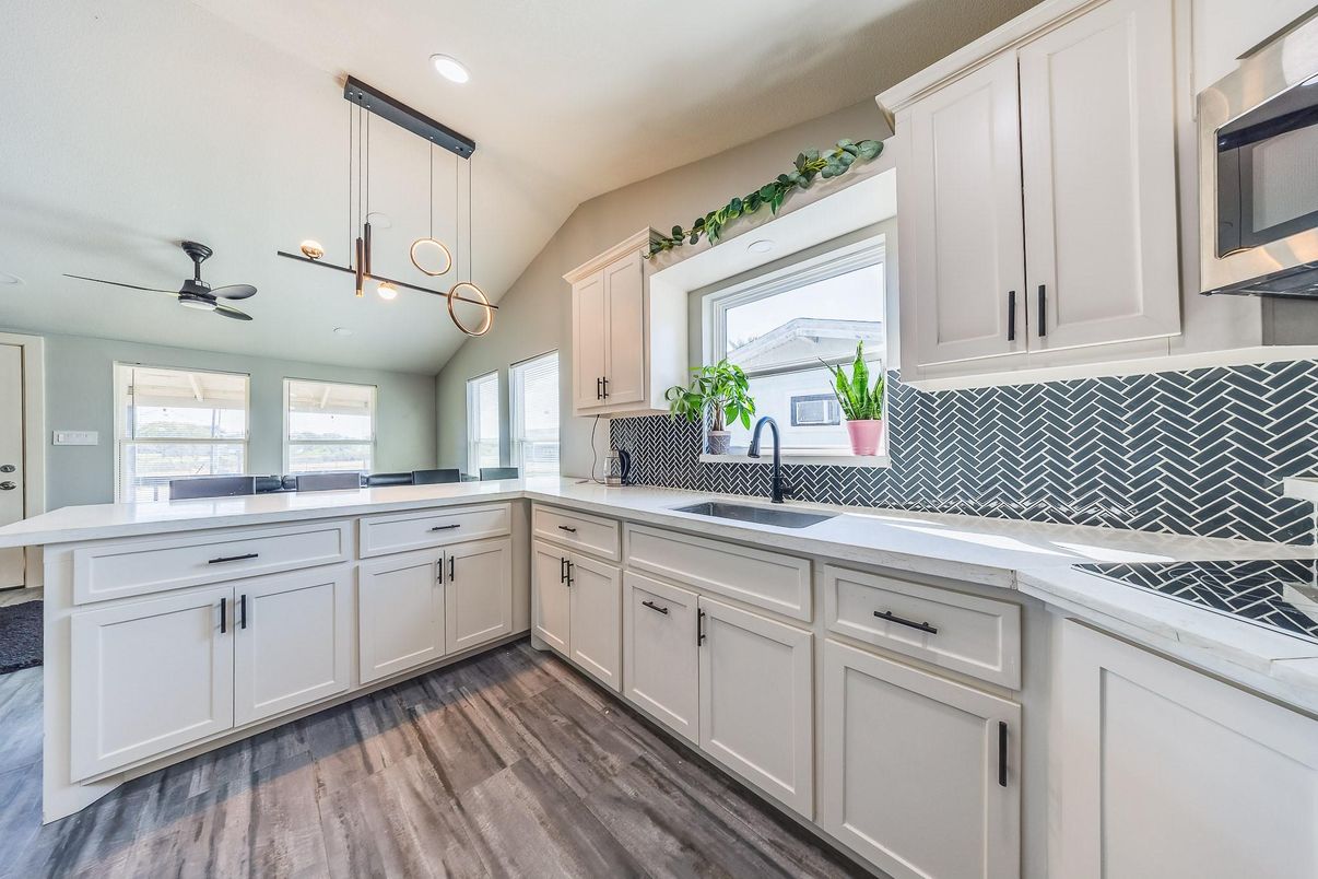 Interior, Kitchen, Pendant Lights, Recessed Lighting, Wood Texture Flooring