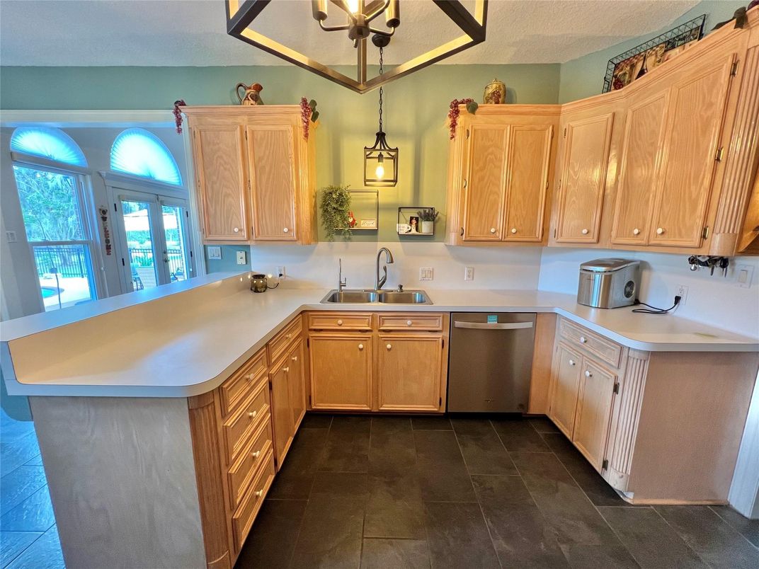 Interior, Kitchen, Pendant Lights, Stainless Steel Appliances