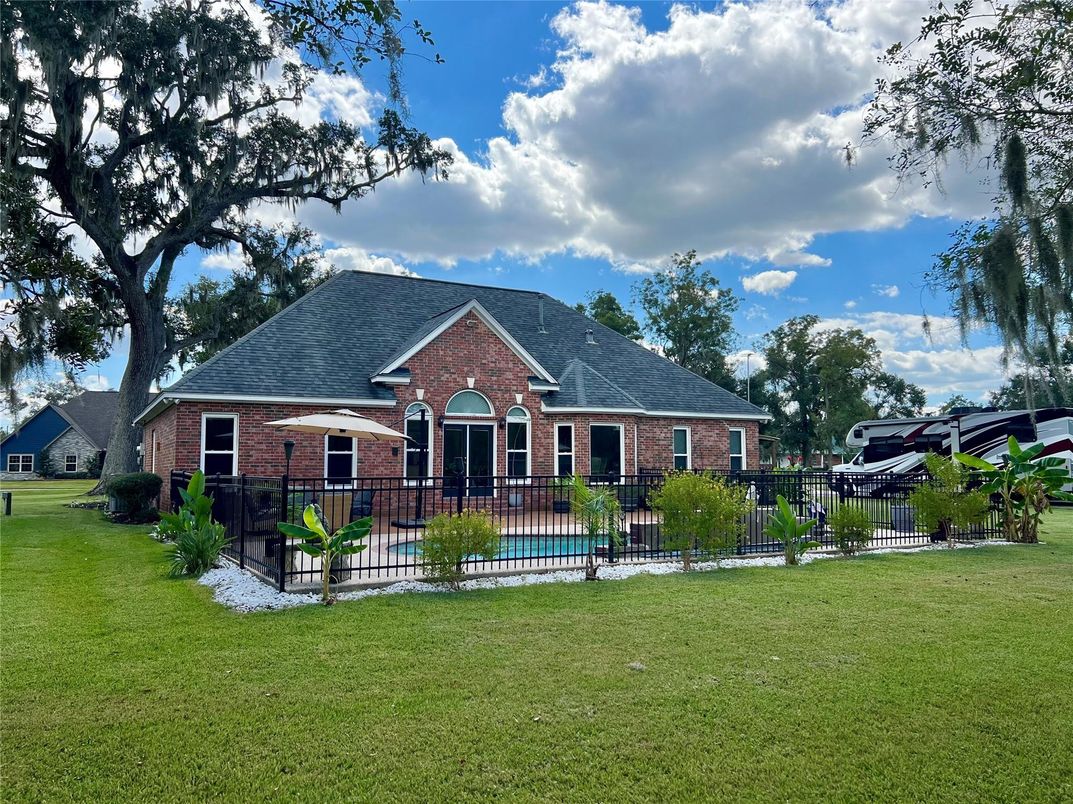 Backyard, Exterior, Facade, Brick Facade, French Provincial