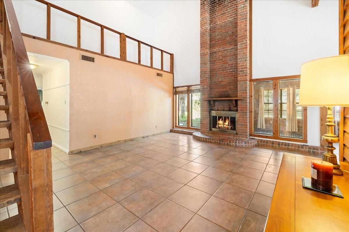Fireplace, Interior