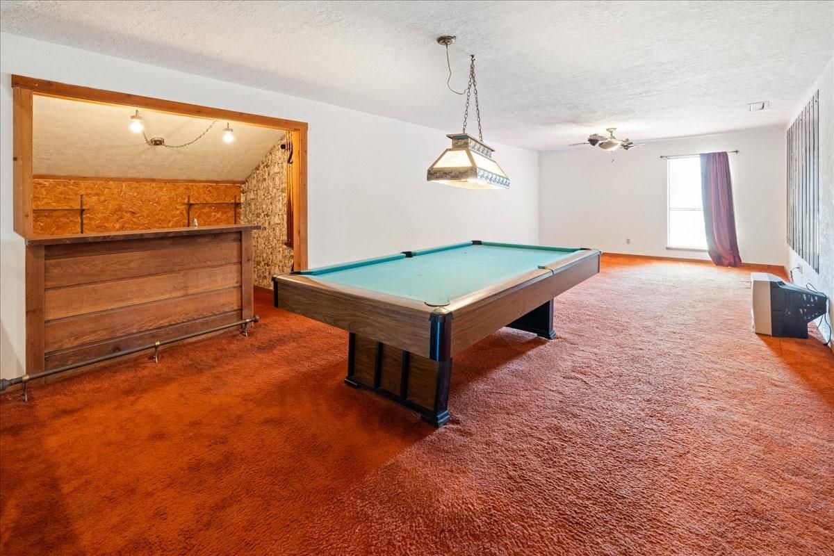 Billiard Table, Game Room, Interior, Pendant Lights