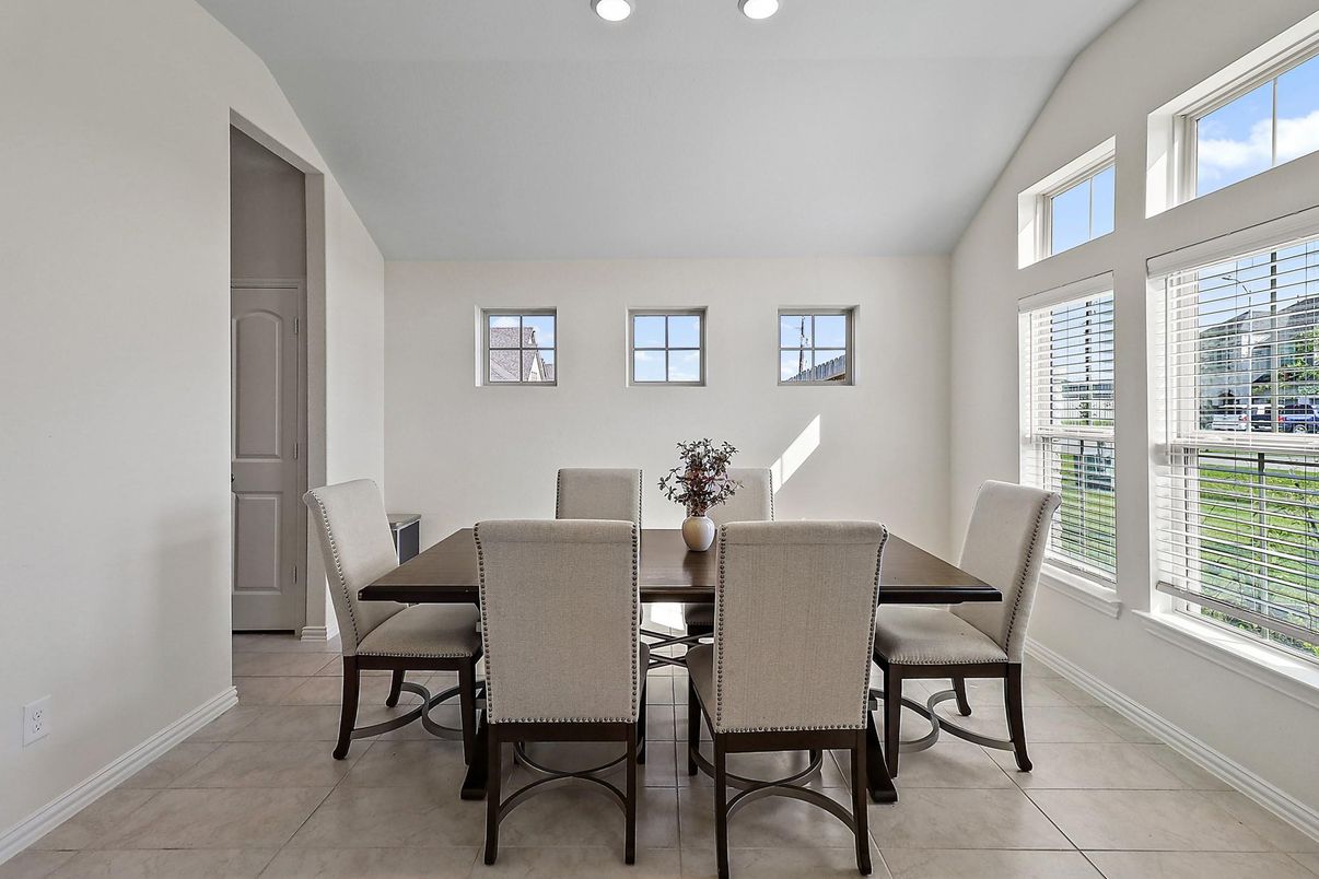 Dining room, Interior, Recessed Lighting