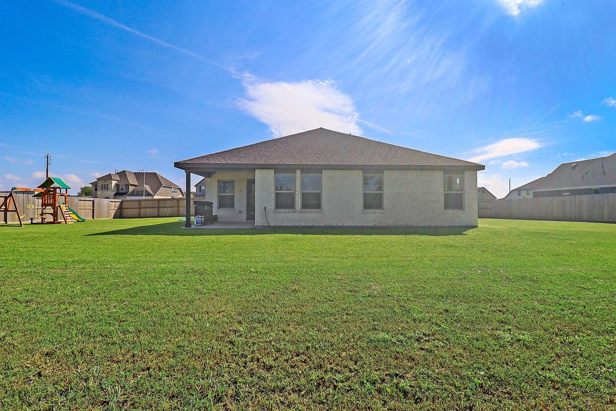 Backyard, Exterior, Playground