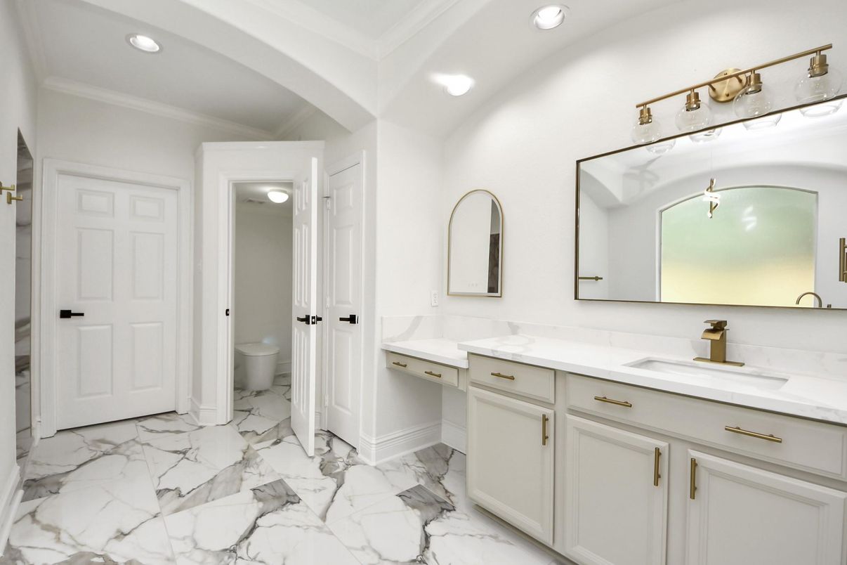 Bathroom, Dual Sink Vanities, Interior, Marble, Recessed Lighting