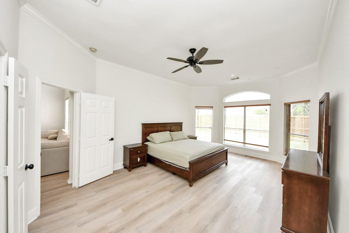Bedroom, Interior, Recessed Lighting, Wood Texture Flooring
