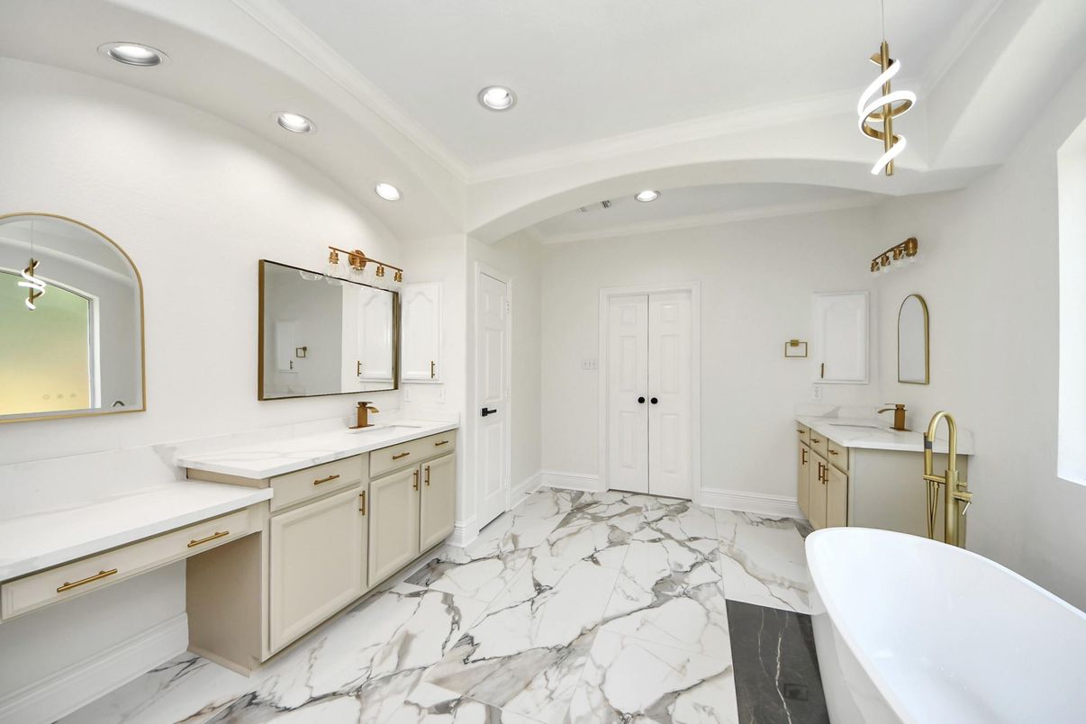 Bathroom, Dual Sink Vanities, Free Standing Baths, Interior, Marble, Pendant Lights, Recessed Lighting