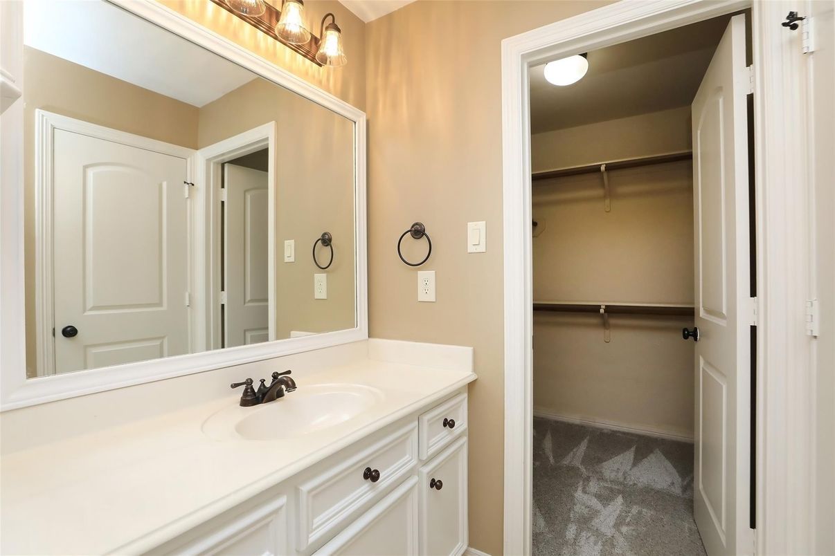 Bathroom, Interior, Walk-in Closets