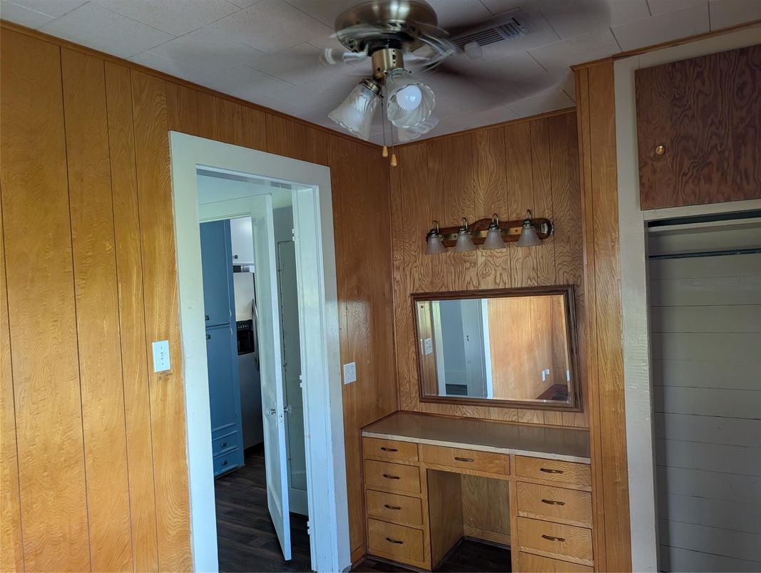 Interior, Kitchen, Wood Texture Flooring, Wooden Walls