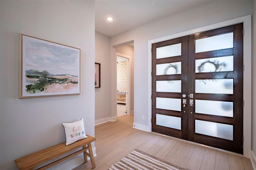 Interior, Recessed Lighting, Wood Texture Flooring