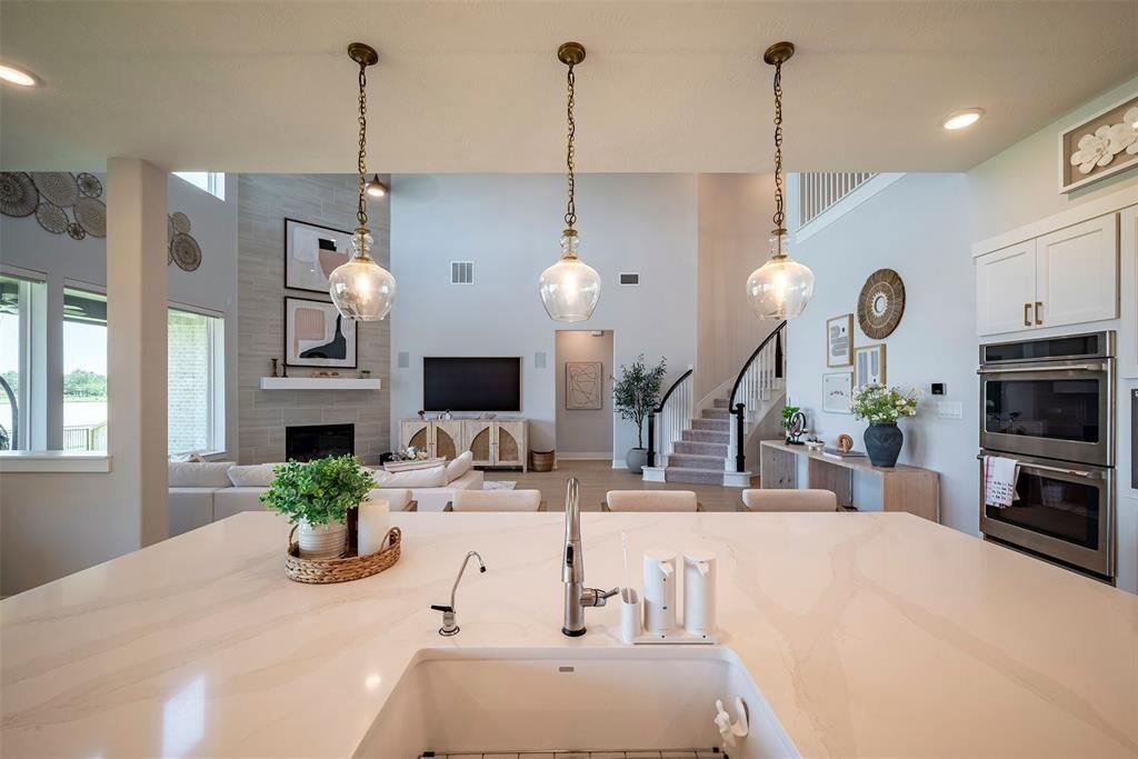 Fireplace, Interior, Kitchen, Living room, Pendant Lights, Recessed Lighting, Wood Texture Flooring