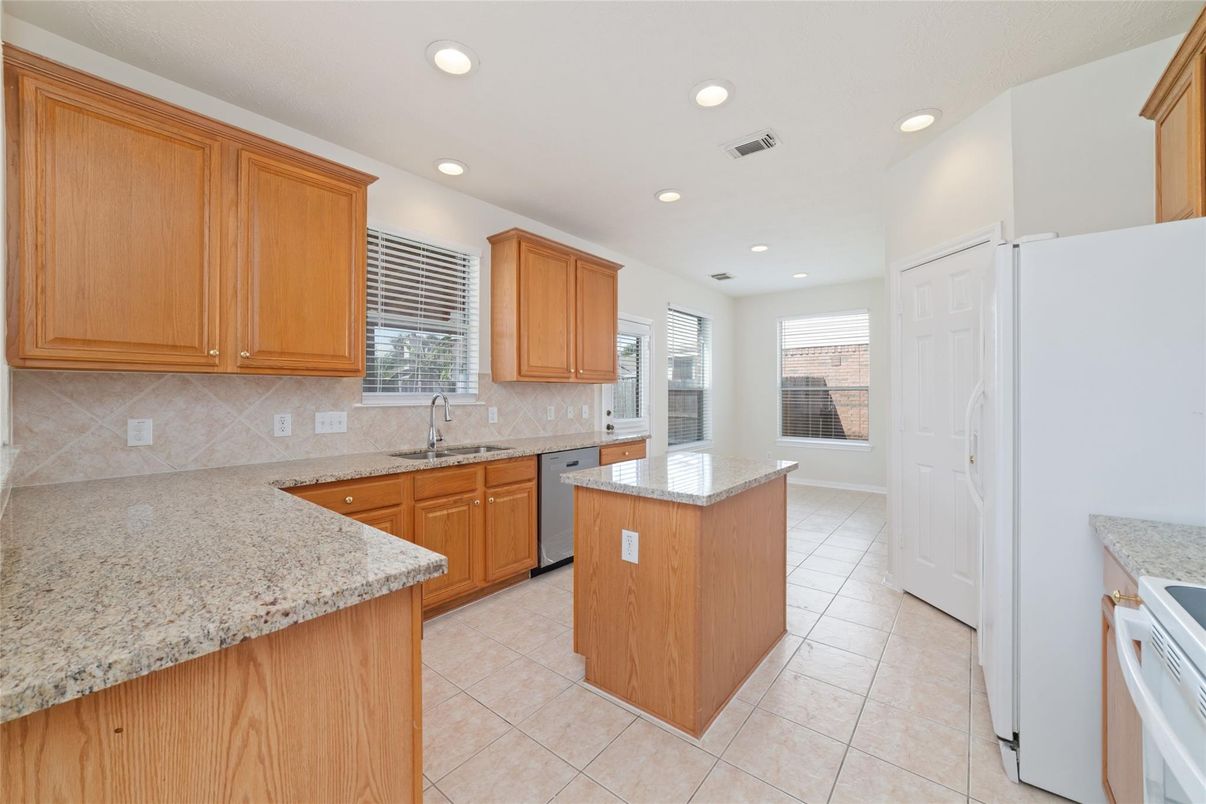Interior, Kitchen, Recessed Lighting