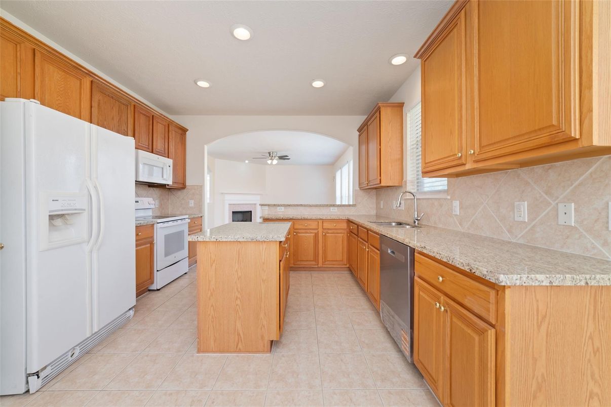 Interior, Kitchen, Recessed Lighting