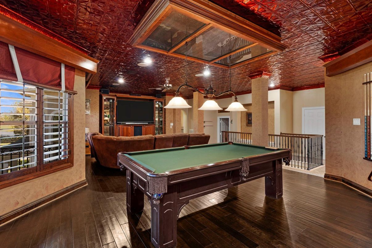 Billiard Table, Game Room, Interior, Recessed Lighting, Wood Texture Flooring