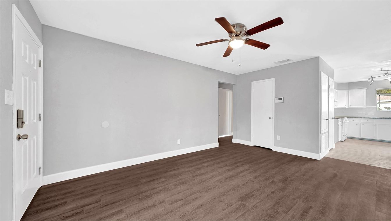Empty room, Interior, Kitchen, Wood Texture Flooring