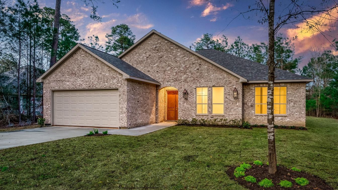 Attached, Exterior, Facade, Brick Facade, Brick Traditional