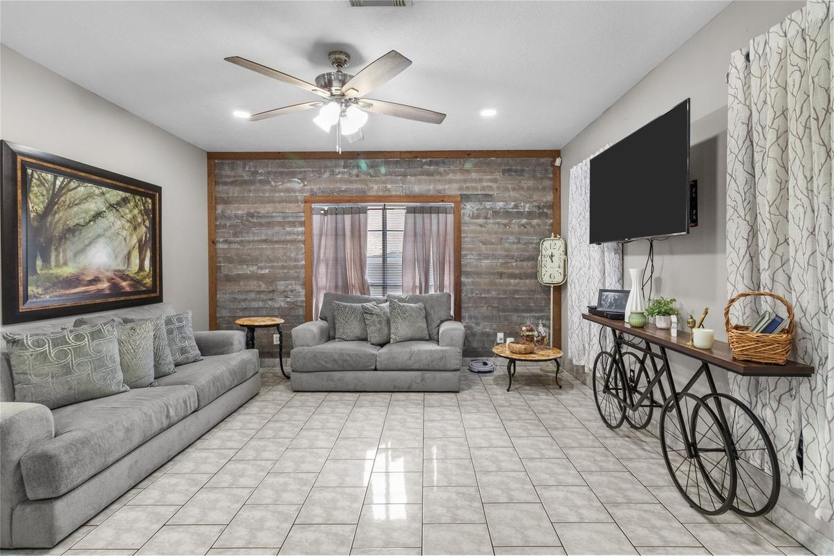 Interior, Living room, Recessed Lighting, Stone Walls