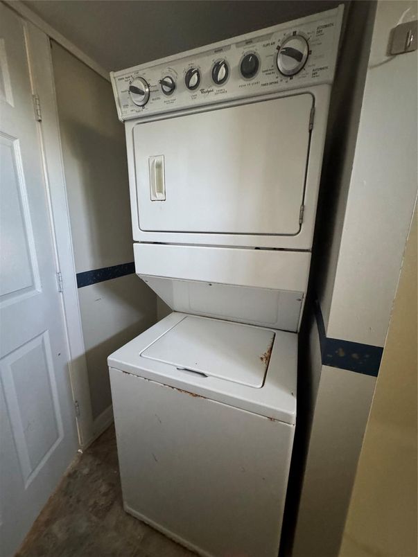 Interior, Utility Closets, Washer