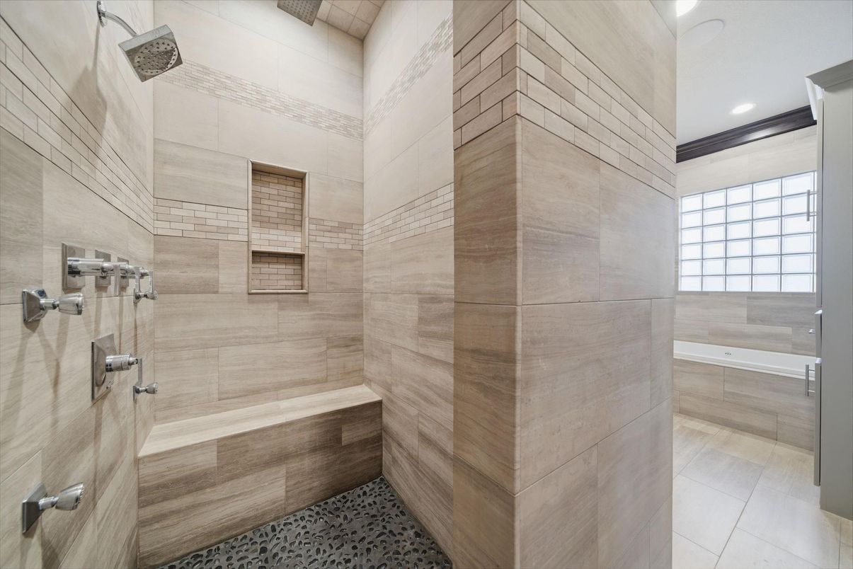 Bathroom, Interior, Recessed Lighting