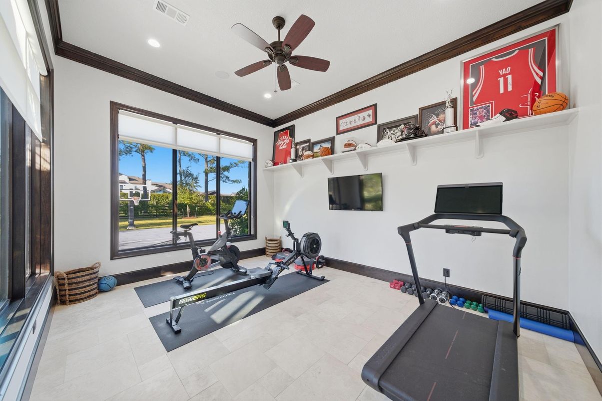 Fitness Equipment, Interior, Recessed Lighting