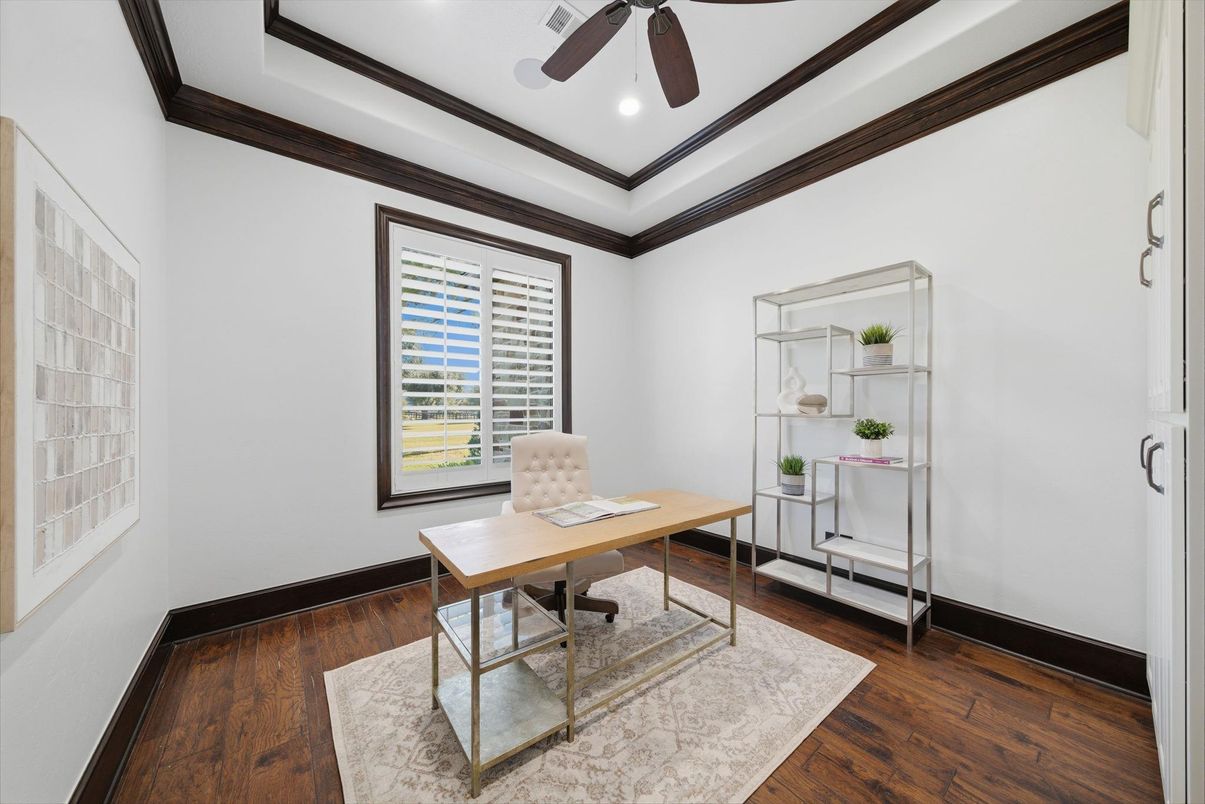 Home Office, Interior, Recessed Lighting, Wood Texture Flooring