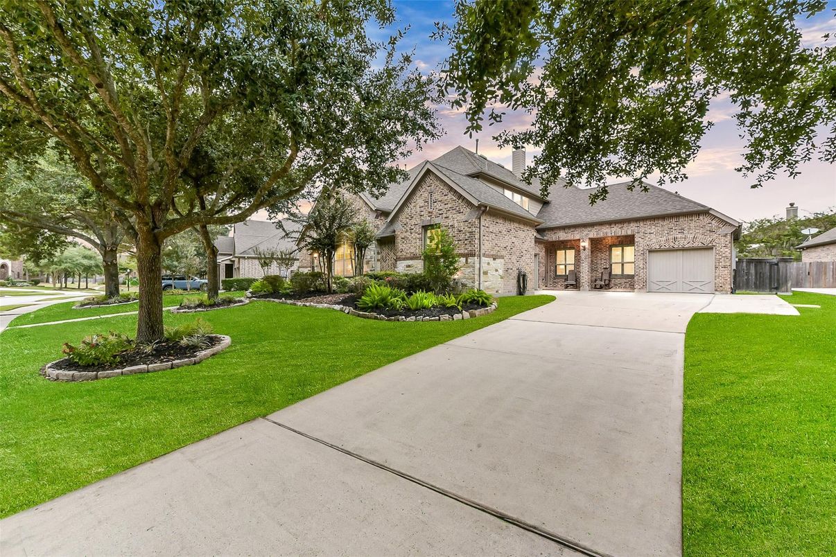 Attached, Backyard, Exterior, Facade, Brick Facade, Brick Traditional