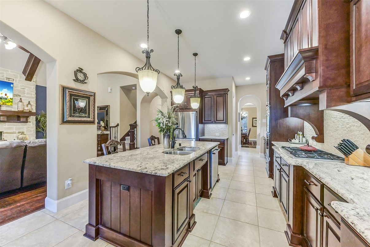 Interior, Kitchen, Pendant Lights, Recessed Lighting, Stainless Steel Appliances