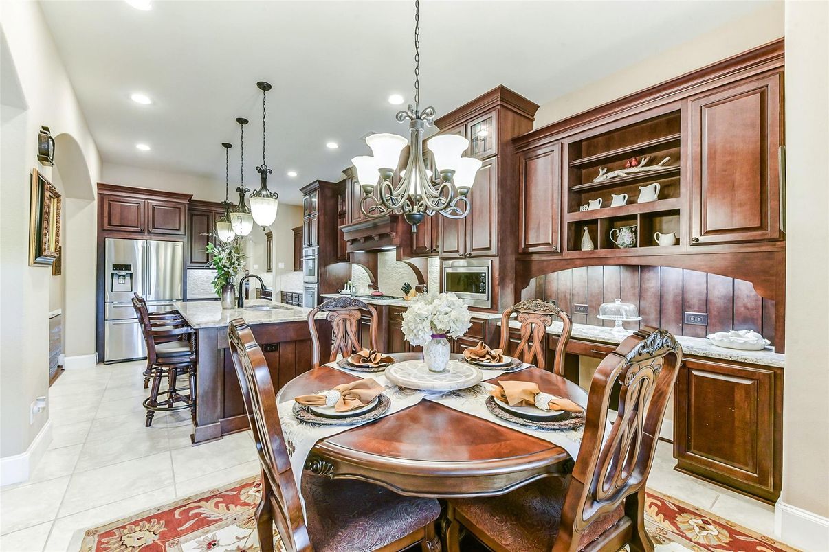 Chandelier, Dining room, Interior, Kitchen, Pendant Lights, Recessed Lighting