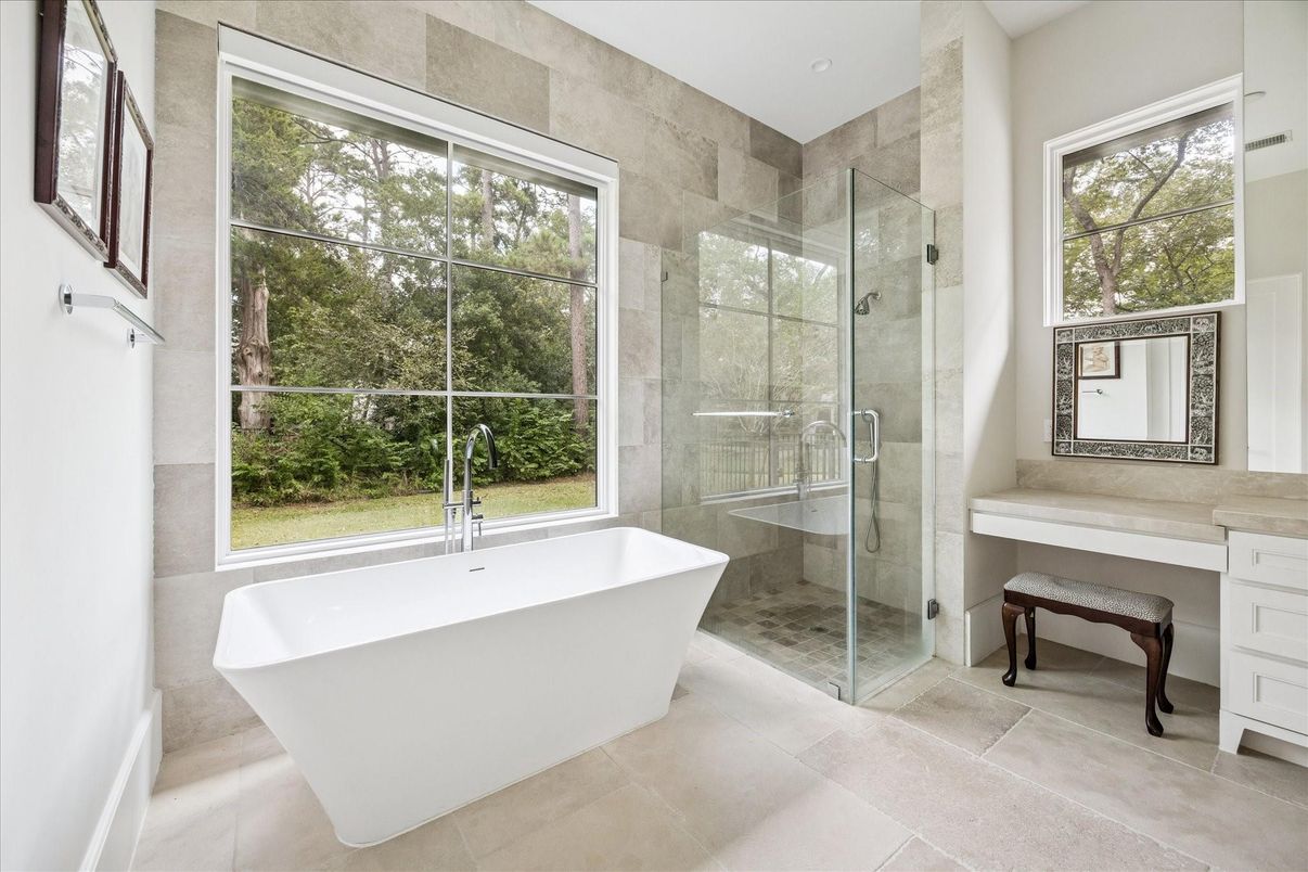 Bathroom, Free Standing Baths, Glass Shower, Interior, Recessed Lighting
