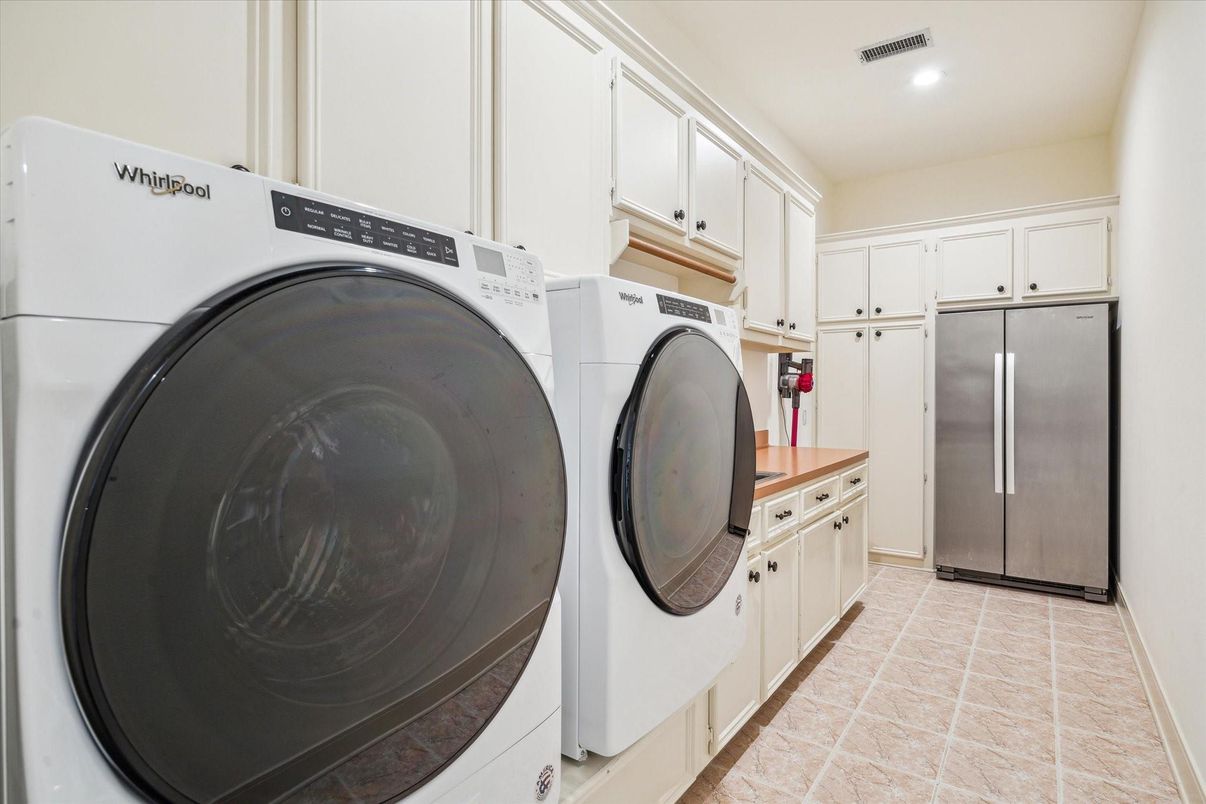 Interior, Recessed Lighting, Washer