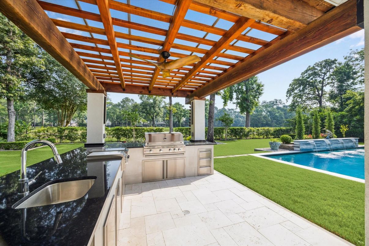 Backyard, Exterior, Outdoor Kitchen, Pool