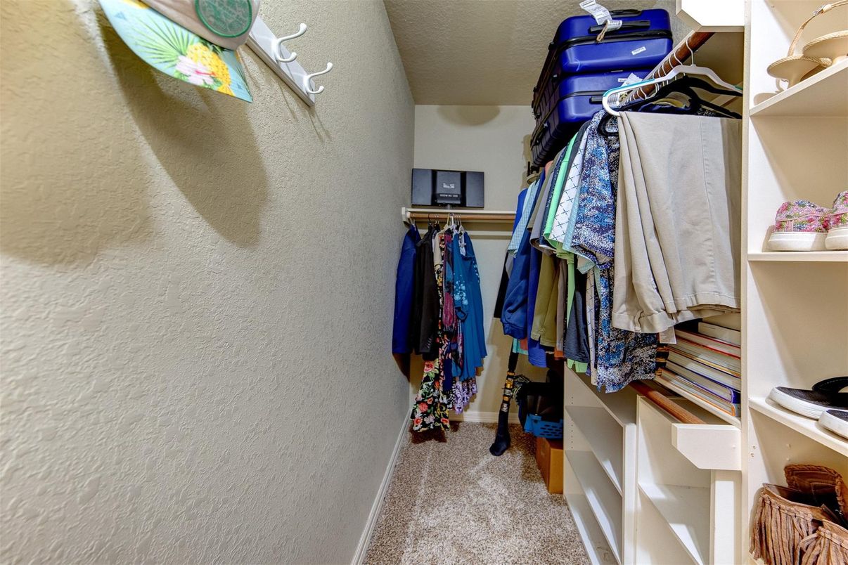 Interior, Walk-in Closets