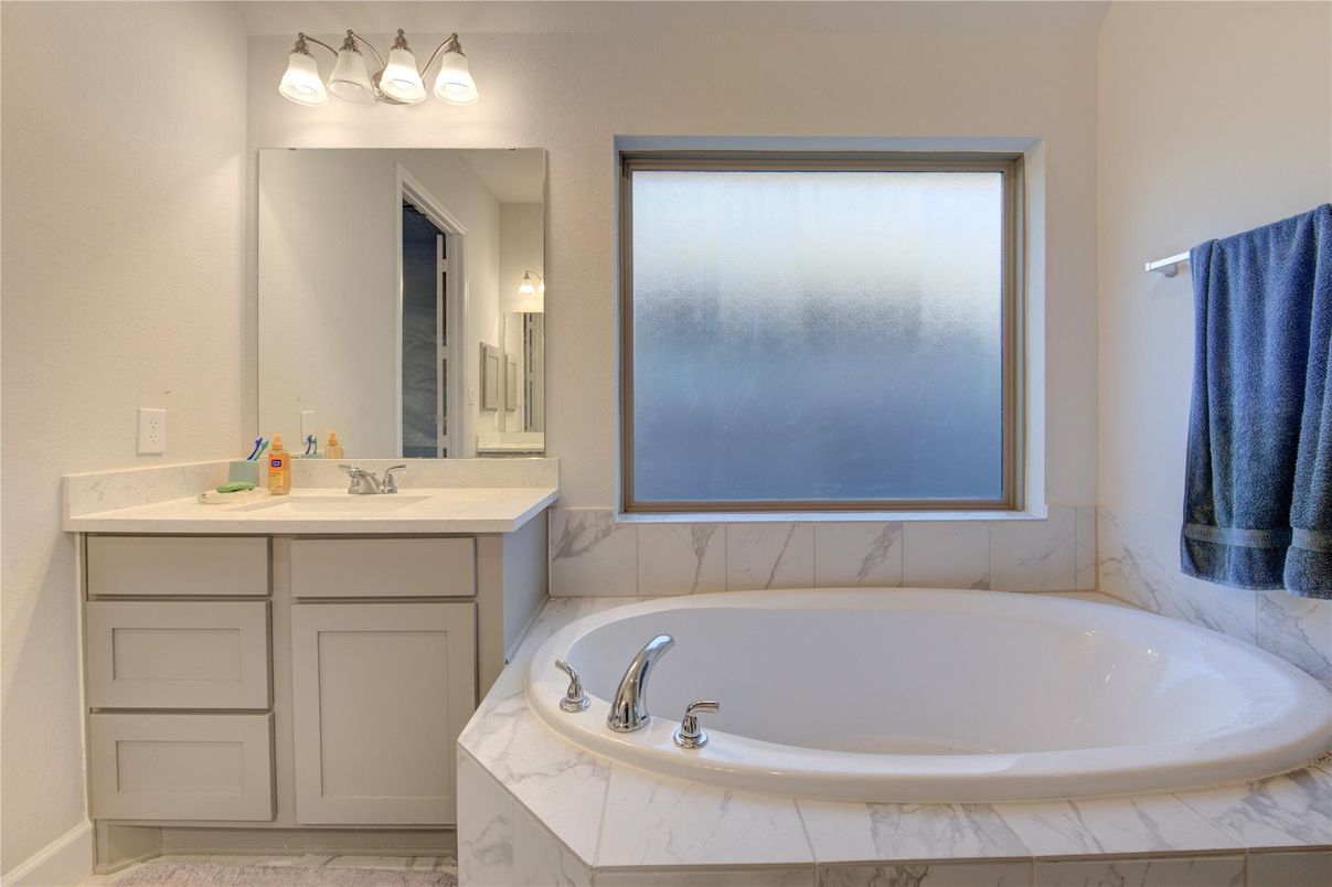 Bathroom, Interior, Marble Walls