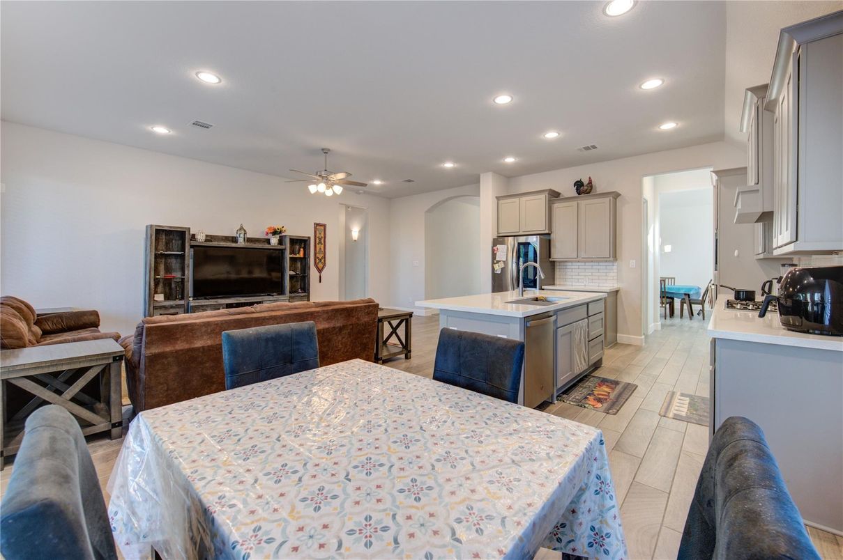 Dining room, Interior, Kitchen, Recessed Lighting, Wood Texture Flooring