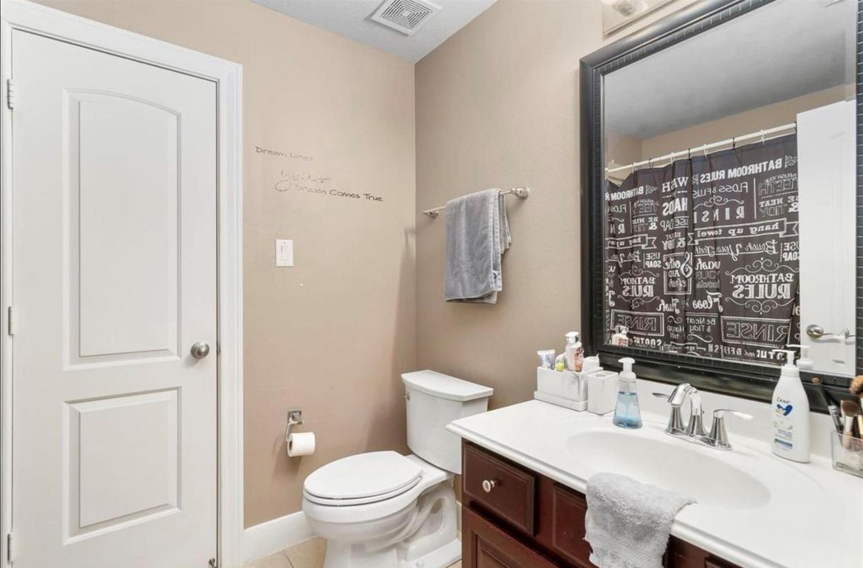 Bathroom, Interior