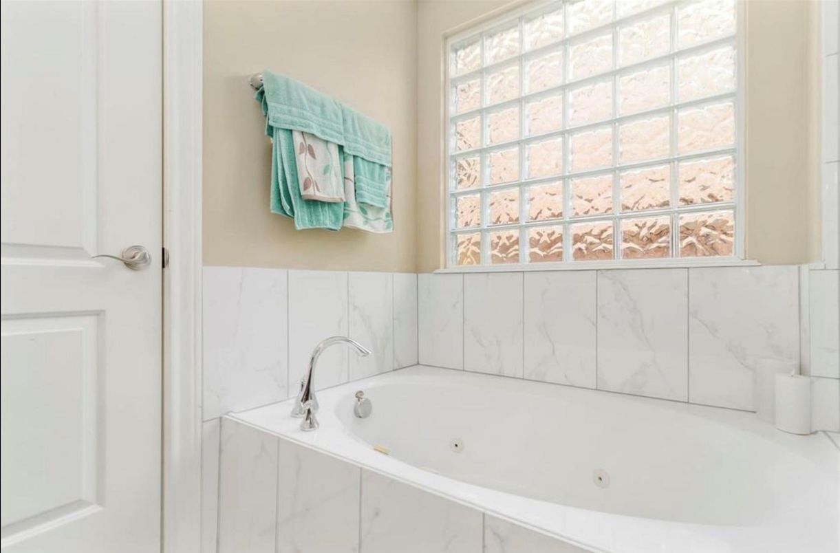 Bathroom, Interior, Marble Walls
