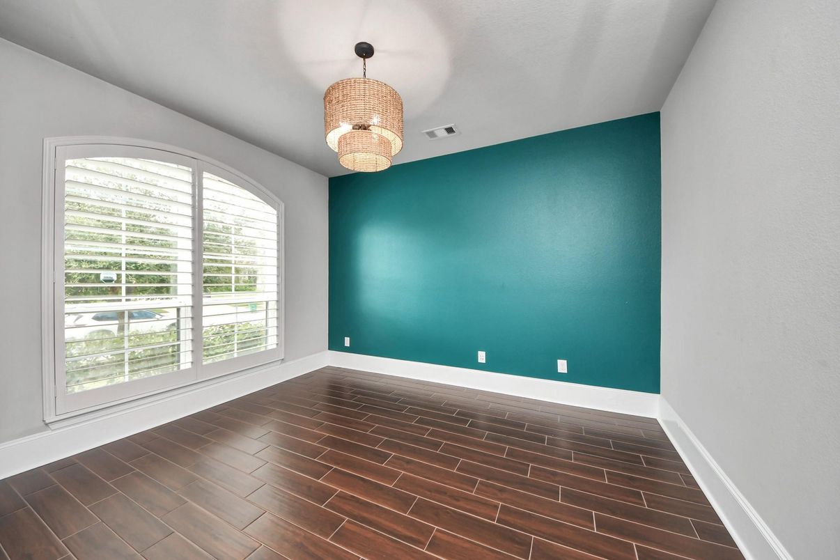 Chandelier, Empty room, Interior, Wood Texture Flooring
