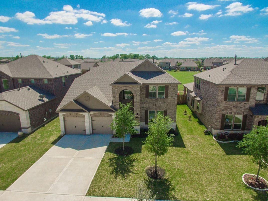 Attached, Exterior, Facade, Brick Facade, Brick Traditional