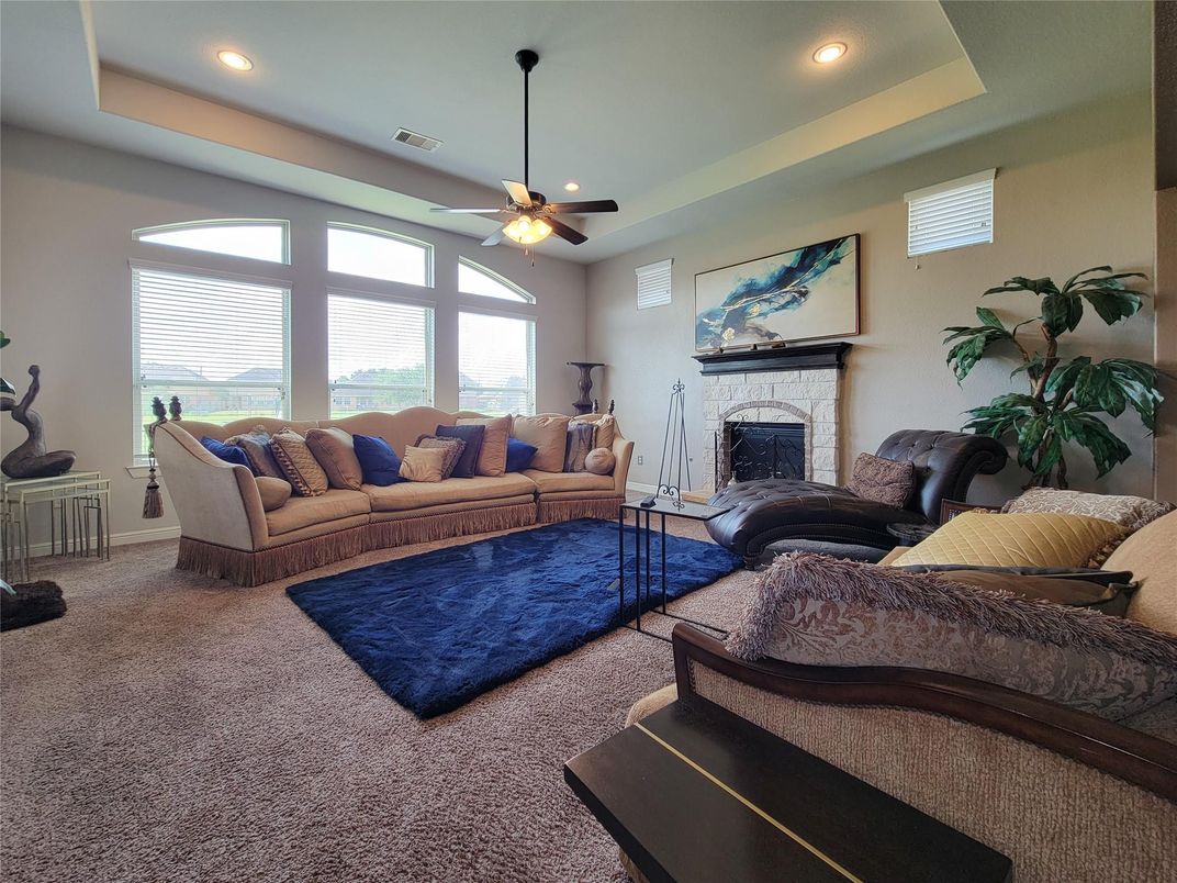 Fireplace, Interior, Living room, Recessed Lighting