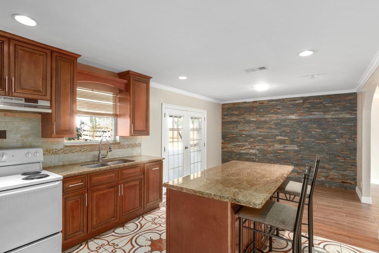 Interior, Kitchen, Recessed Lighting, Stone Walls, Wood Texture Flooring