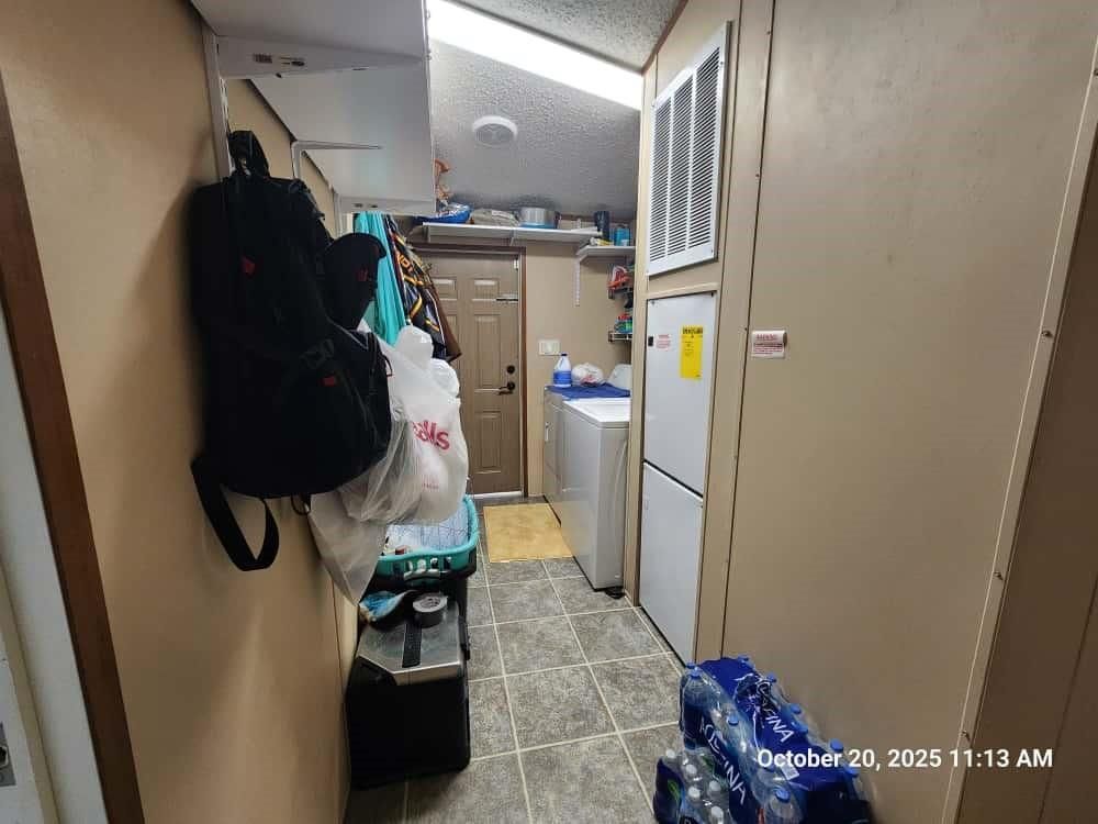 Interior, Washer
