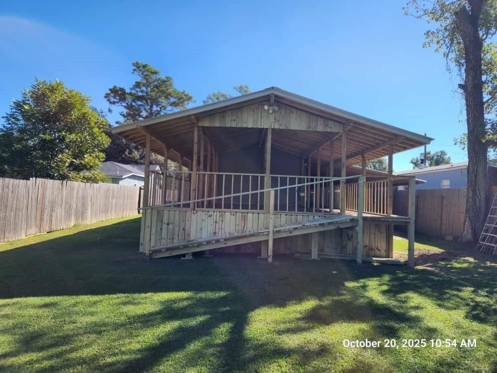 Backyard, Exterior