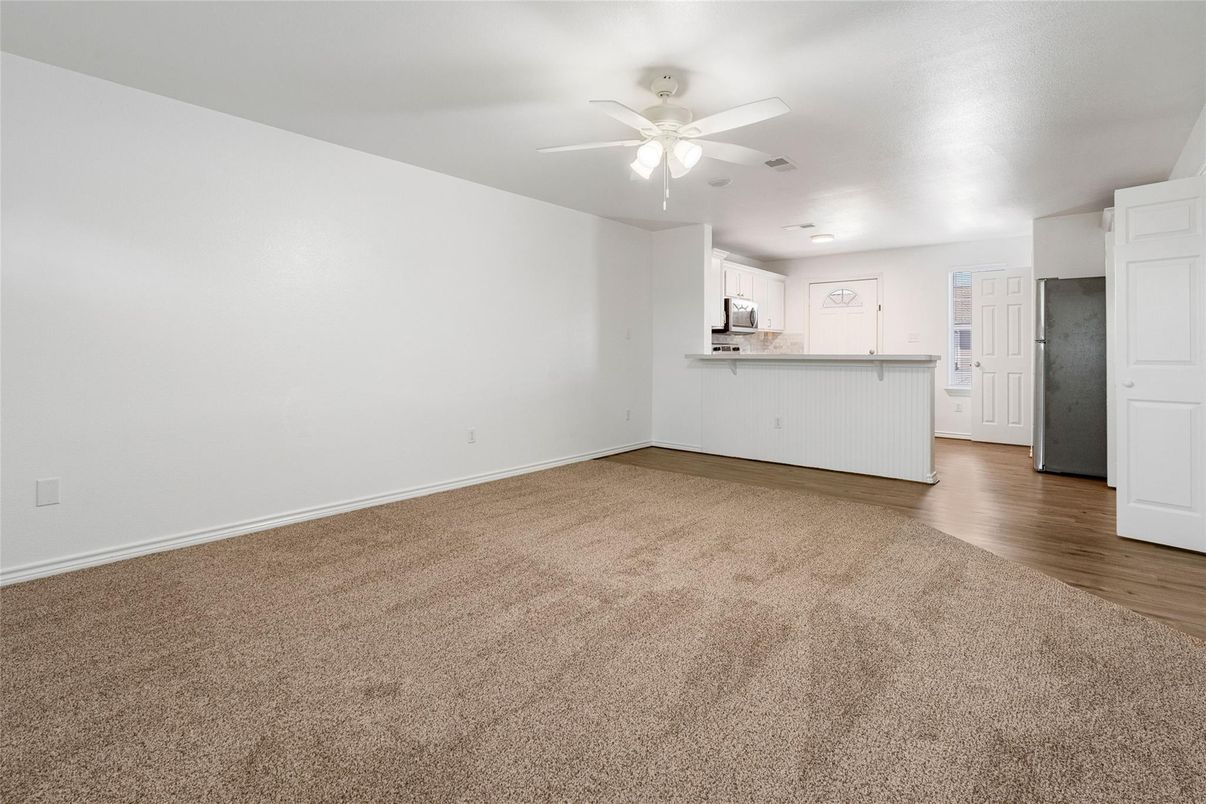 Empty room, Interior, Kitchen, Wood Texture Flooring