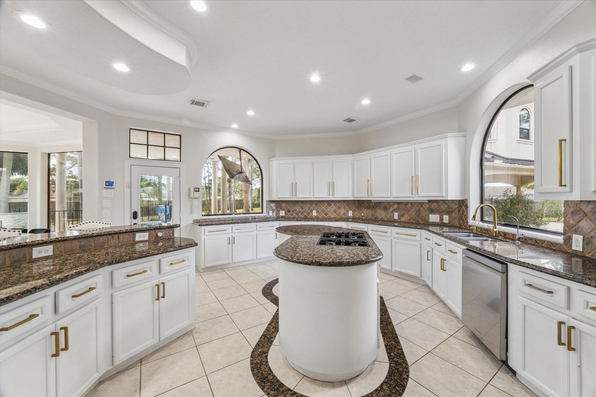Interior, Kitchen, Recessed Lighting